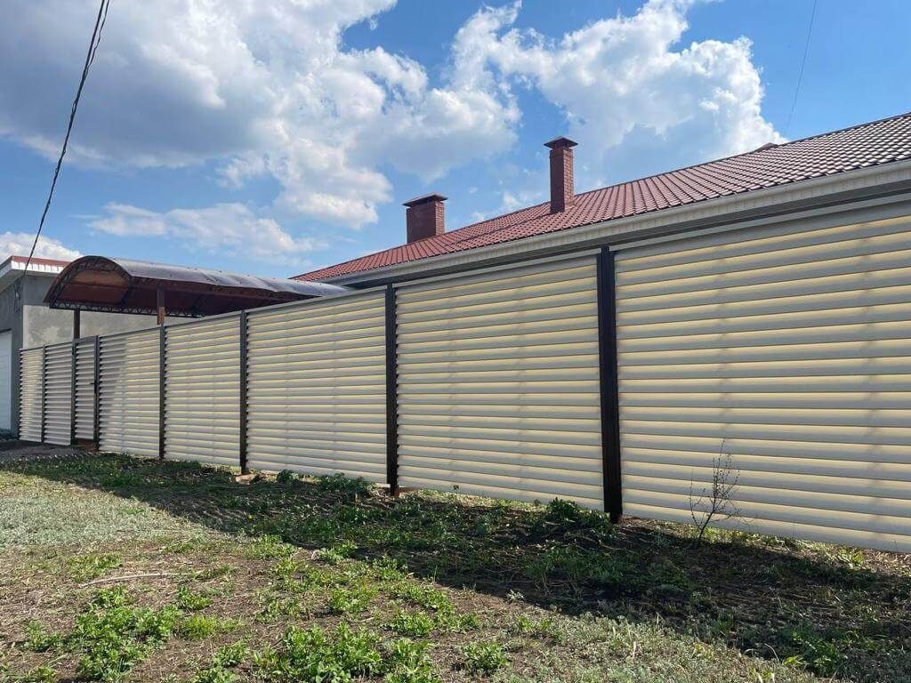 Забор из ламелей Еврожалюзи 25м RAL1015/1015 Слоновая Кость двусторонний в Осинцево