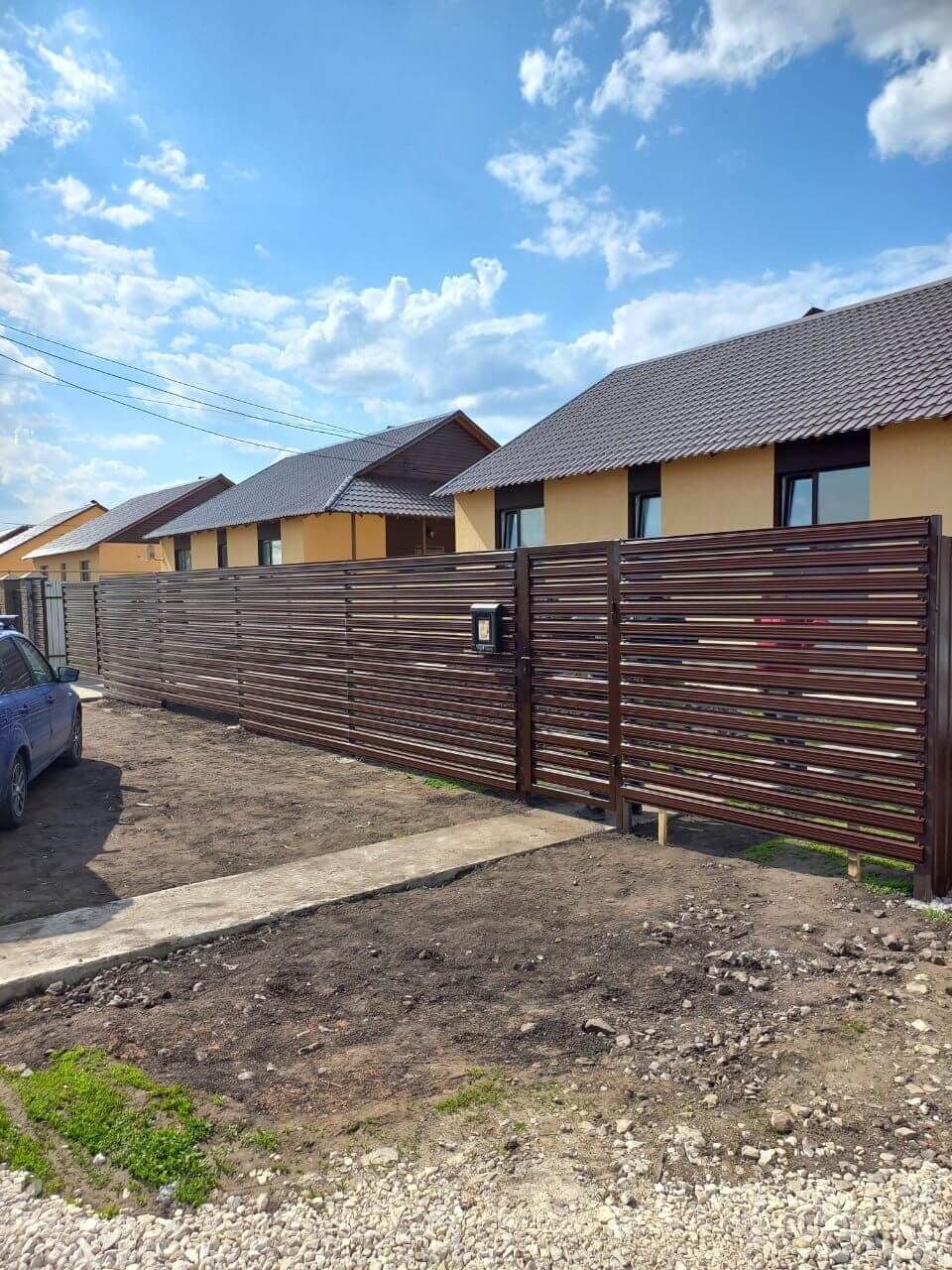 Забор-ранчо из широкого штакетника 24м RAL8017/8017 Шоколад двусторонний в Осинцево