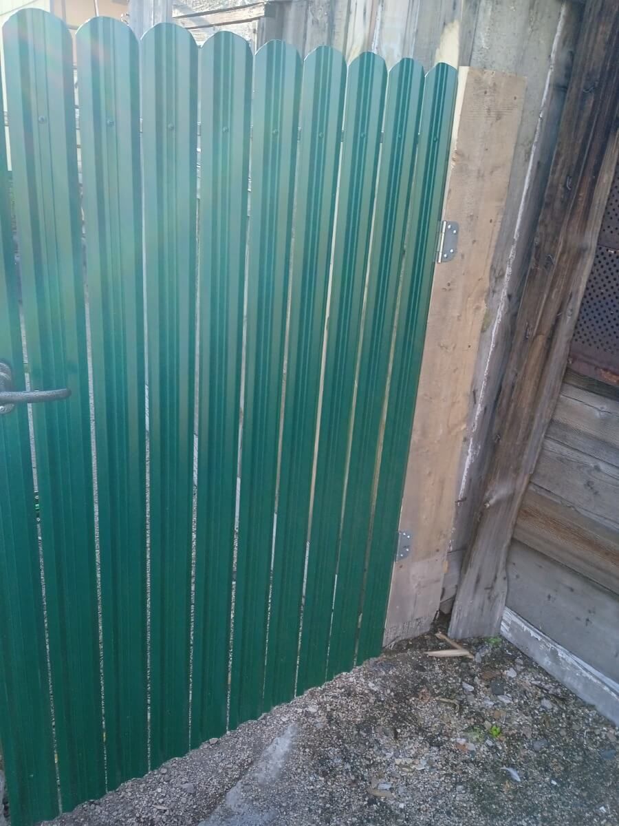 Калитка из штакетника ЭКО-М RAL6005/6005 Зеленый Мох двусторонний фото 1 в Осинцево