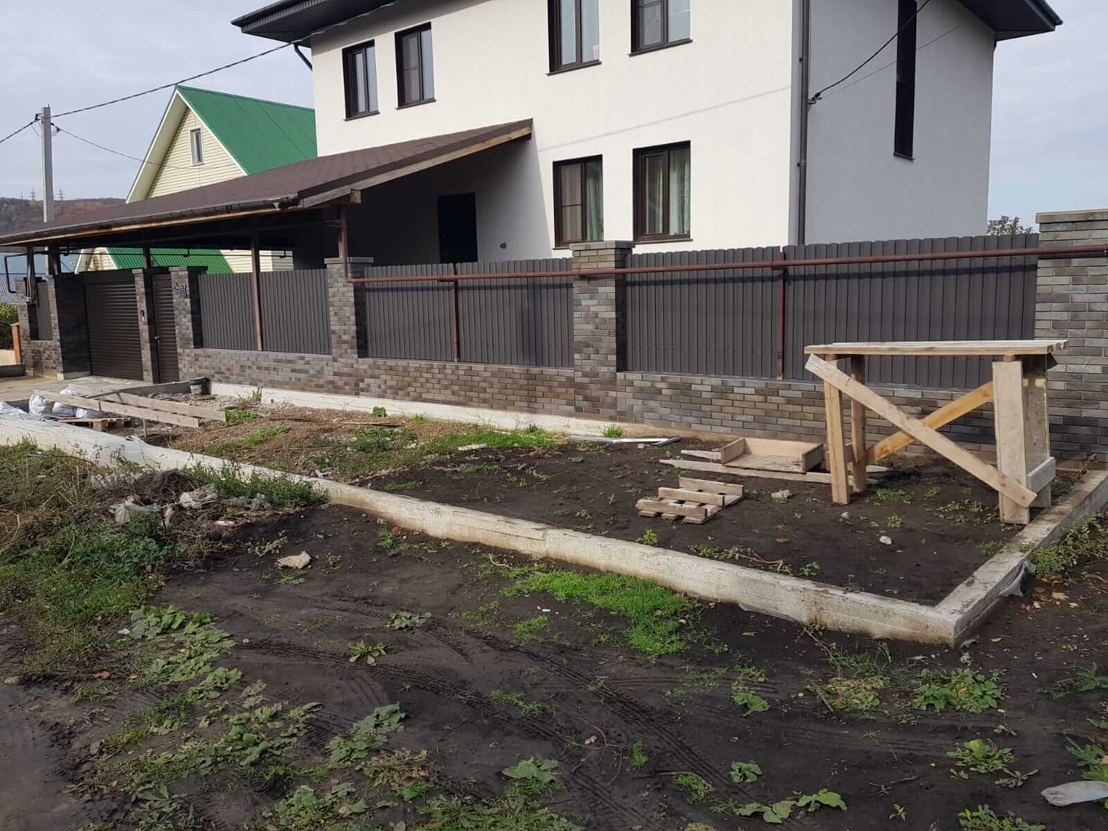 Забор из штакетника 15м RAL8019/8019 Темный Шоколад двусторонний МАТТЕ фото 1 в Осинцево