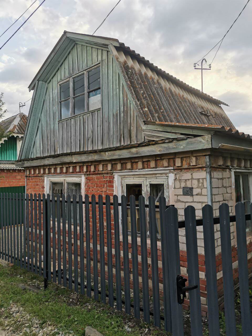 Забор из евроштакетника 7м RAL7024/7024 Серый Графит двусторонний фото 2 в Осинцево