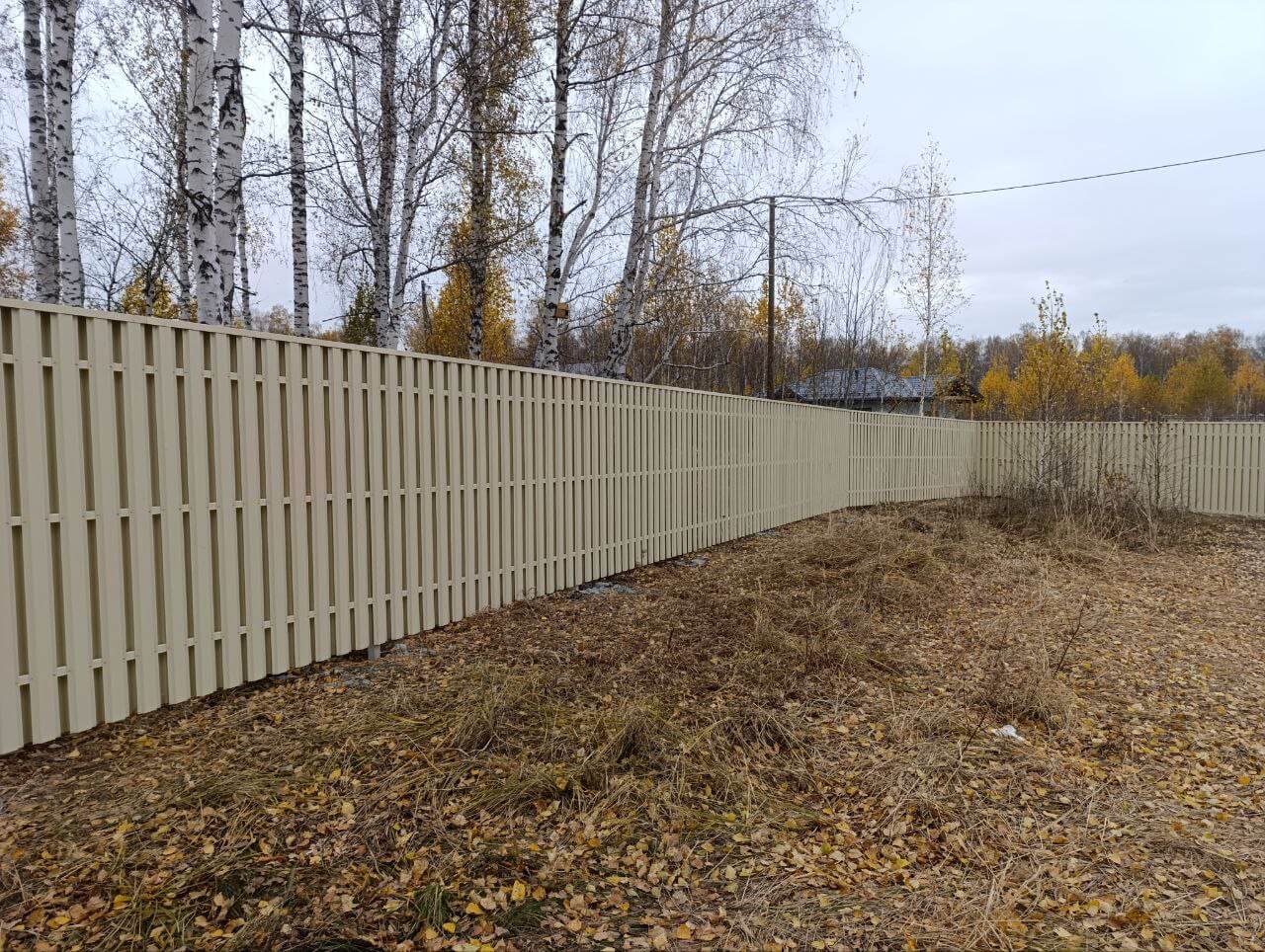 Забор из евроштакетника 140м RAL1015/1015 Слоновая Кость двусторонний фото 1 в Осинцево