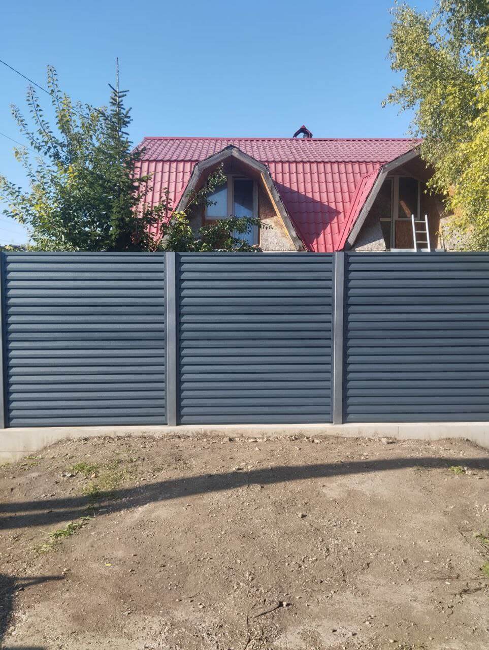 Забор-жалюзи из ламелей Реснички 54м RAL7024/7024 Серый Графит двусторонний МАТТЕ в Осинцево