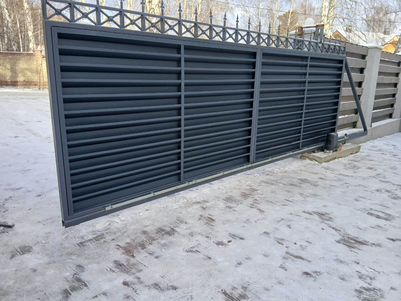 Входная группа из ламелей Хай-Тек RAL7024/7024 Серый Графит двусторонний МАТТЕ фото 8 в Осинцево