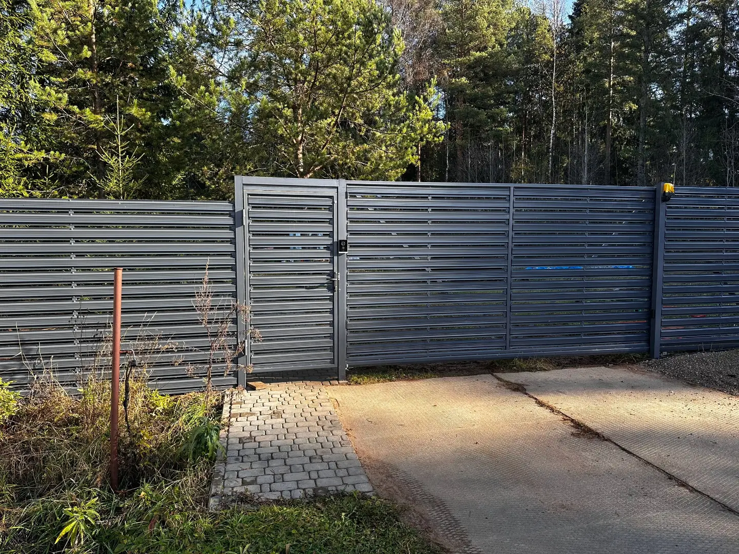 Забор-ранчо из евроштакетника 10м RAL7024 Серый Графит в Осинцево